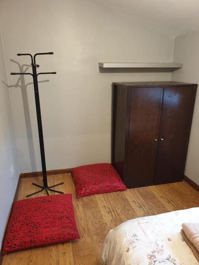 Master Room Near Heathrow Лондон Экстерьер фото